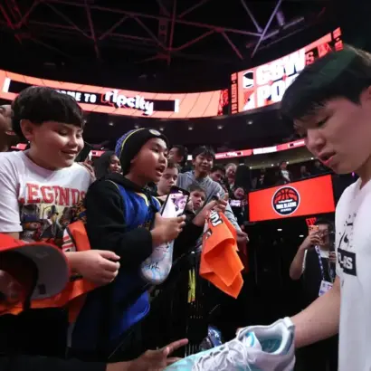 Yang Hansheng Struggles Amid Blazers Turmoil